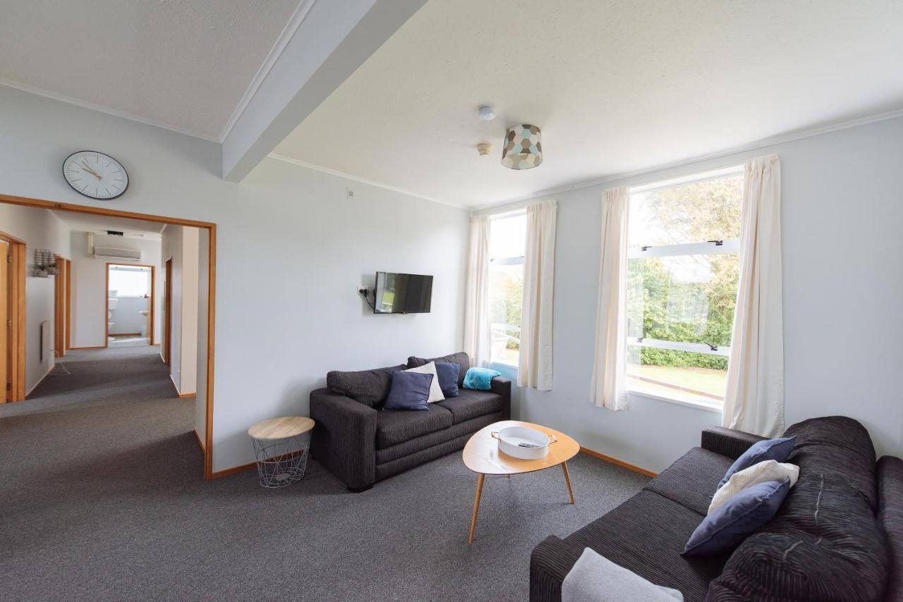 Kowhai Flat Pounawea Exterior photo
